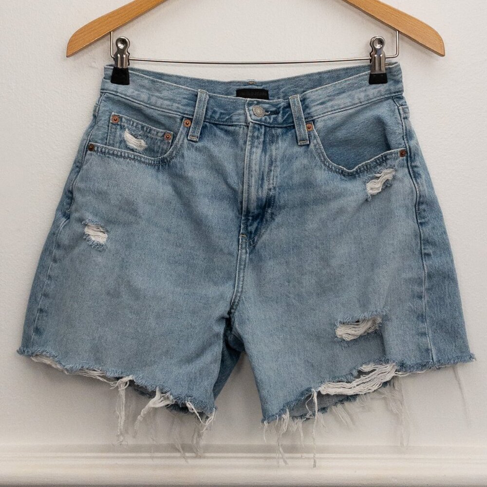 UNIQLO High Rise Distressed Denim Shorts Raw Hem Light Wash 100% Cotton